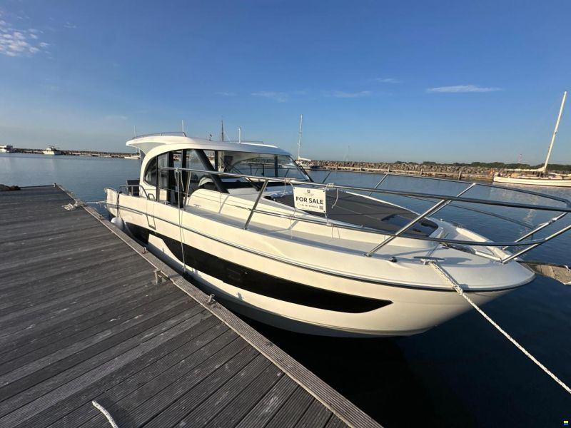 Beneteau Antares 11