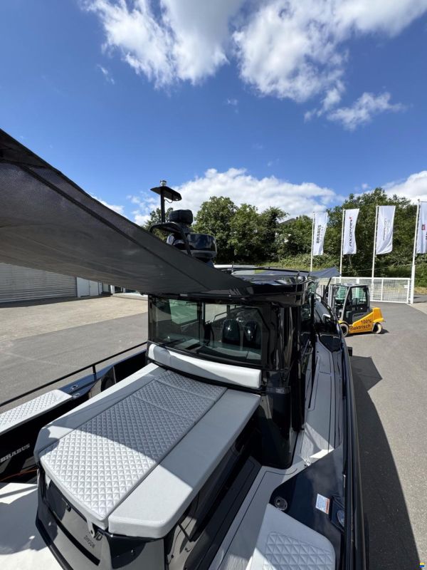 Brabus Shadow 500 Cabin