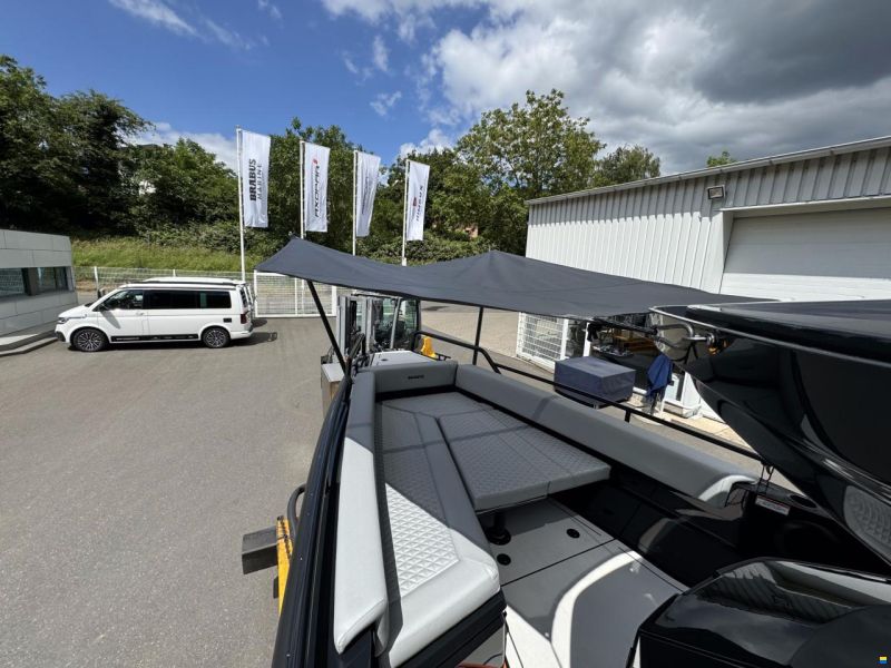 Brabus Shadow 500 Cabin