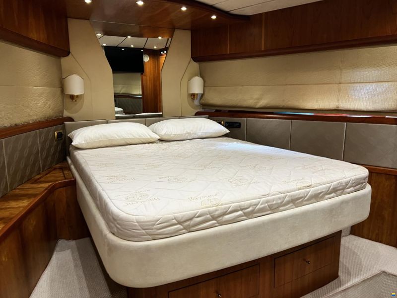 Benetti 62 SD