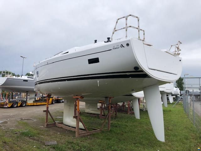 Hanse 388