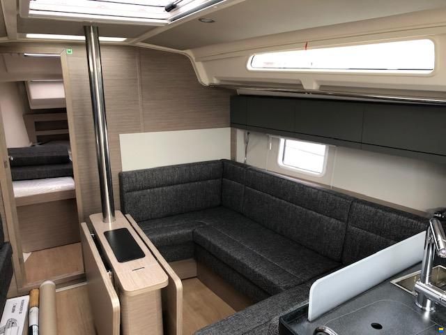 Hanse 388