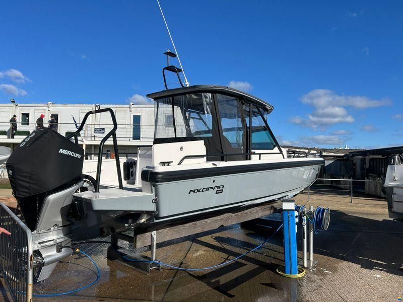 Axopar 28 T-Top