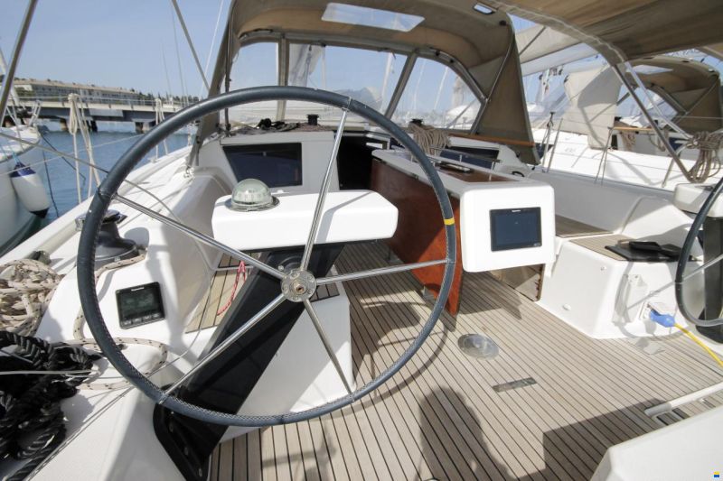 Dufour 390 Grand Large