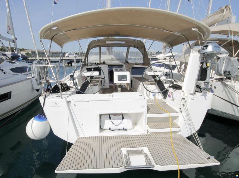 Dufour 390 Grand Large