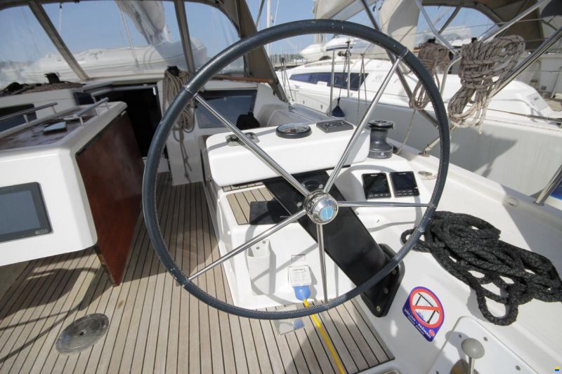 Dufour 390 Grand Large