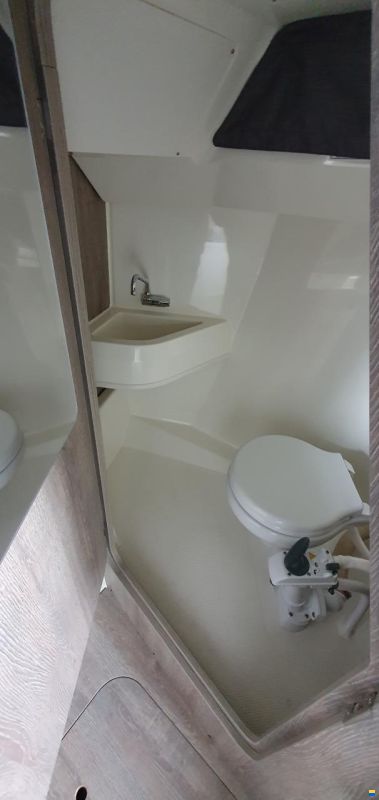 Quicksilver Activ 675 Weekend