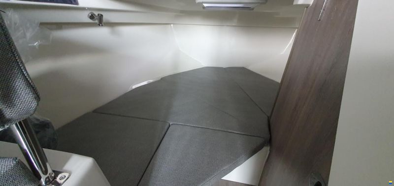 Quicksilver Activ 675 Weekend