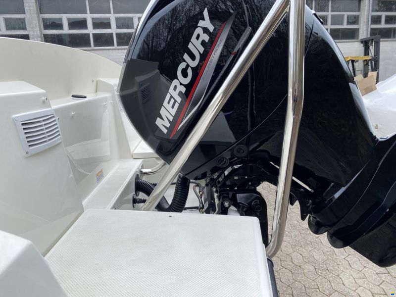 Quicksilver Activ 605 Cruiser