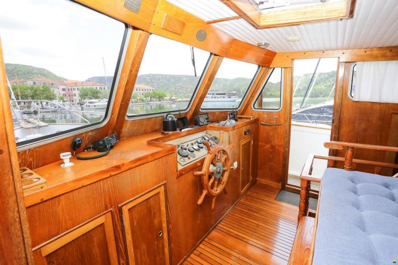 Lund Alaskan 46