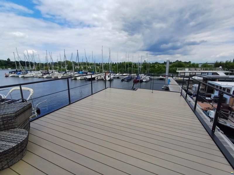 LakeLife family/rental Houseboat
