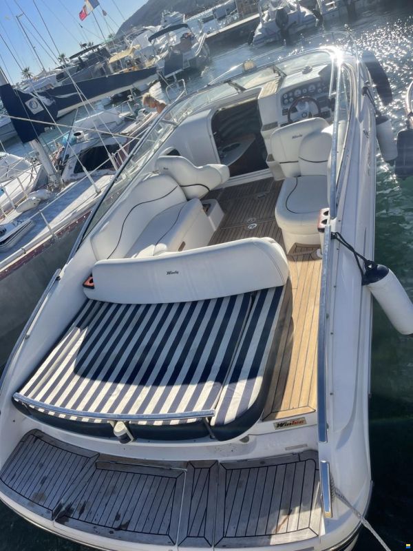 Windy 28 Ghibli