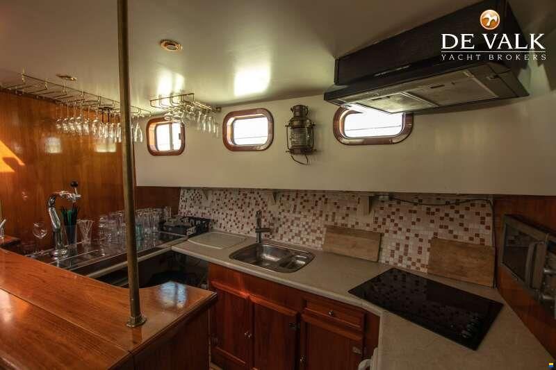 Houseboat MS COMPAGNON