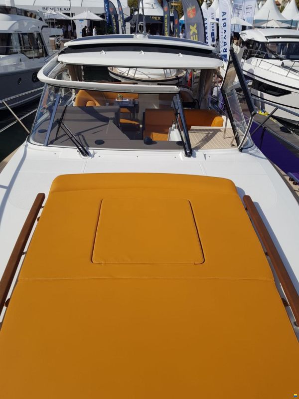 Marex 360 Cabriolet Cruiser