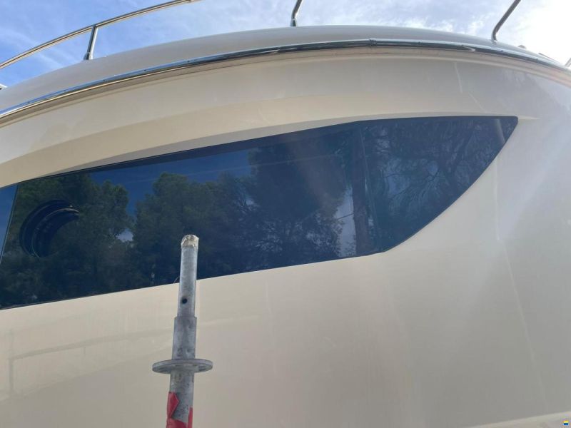 Absolute Navetta 52