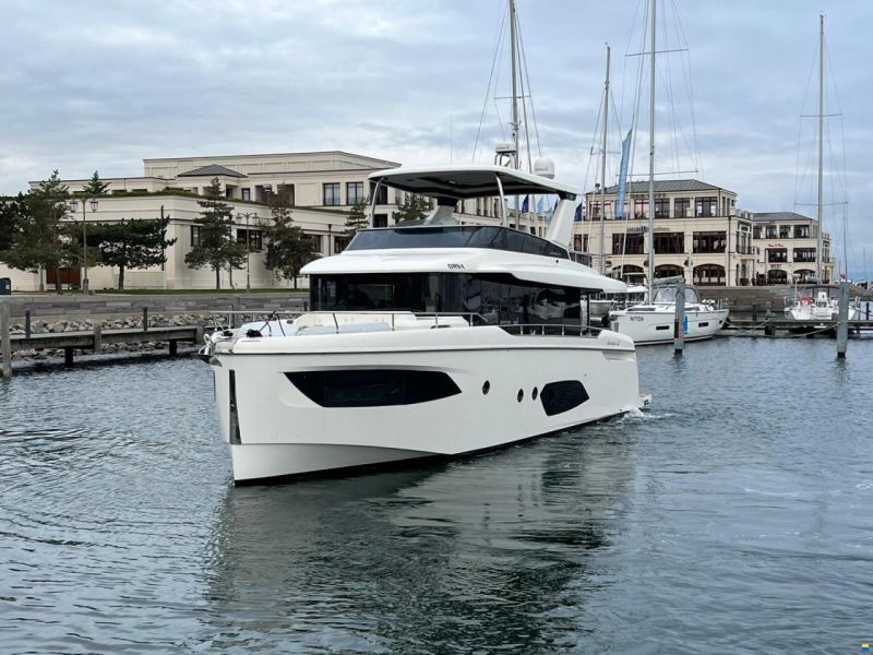 Absolute Navetta 52