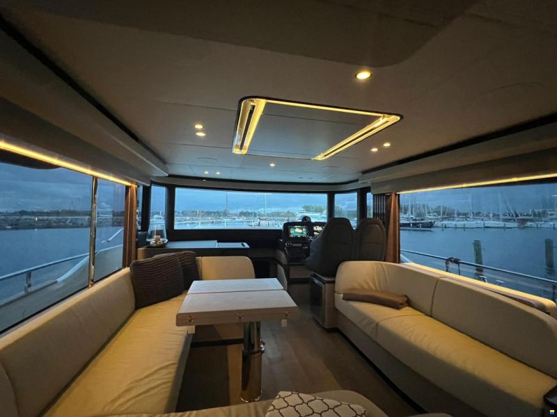 Absolute Navetta 52