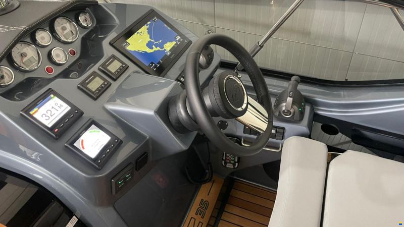 Cranchi Z35