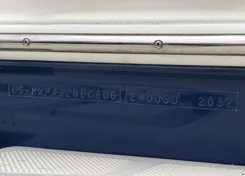 Maxum 2400 SD