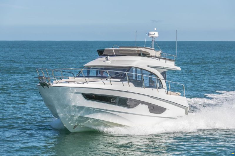 Beneteau Antares 11 Fly