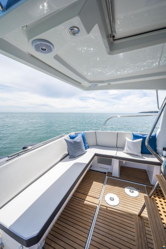 Beneteau Antares 11 Fly