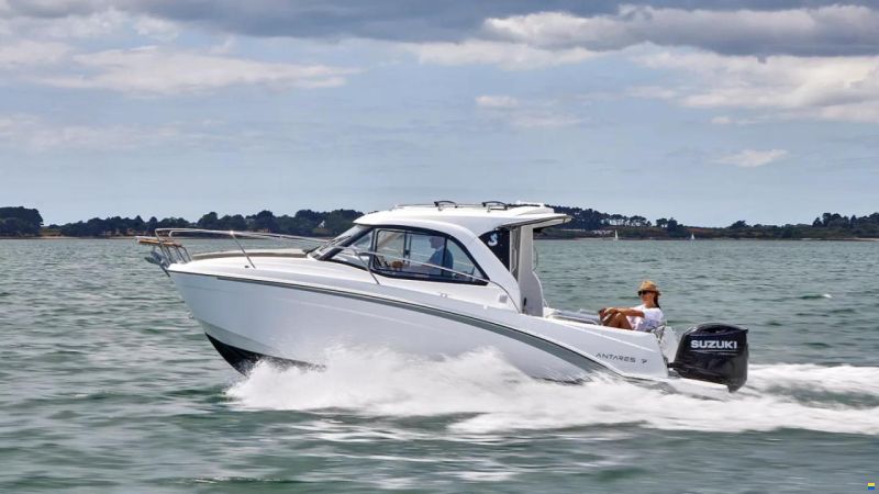 Beneteau Antares 7 OB