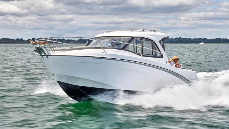 Beneteau Antares 7 OB