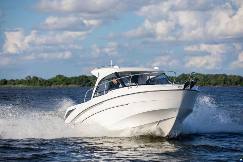 Beneteau Antares 7 OB