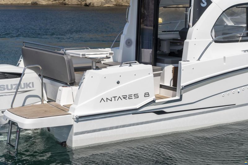Beneteau Antares 8 OB v2