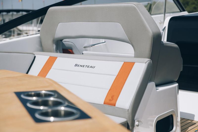 Beneteau Flyer 10