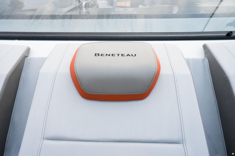 Beneteau Flyer 10