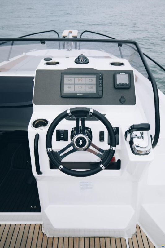 Beneteau Flyer 7 SUNdeck