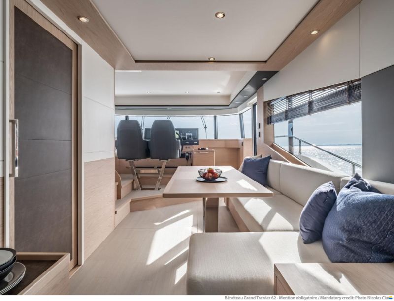 Beneteau Grand Trawler 62