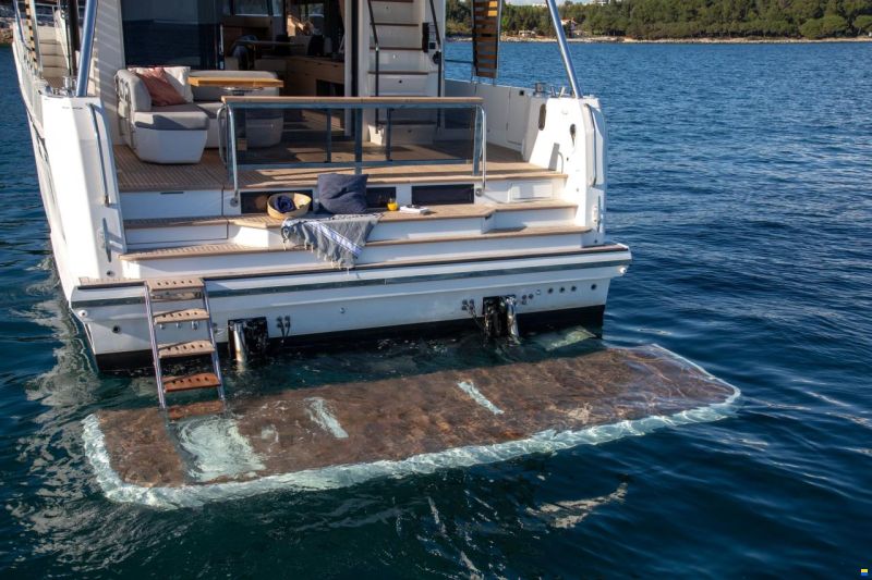 Beneteau Grand Trawler 62