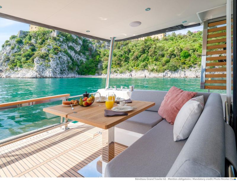 Beneteau Grand Trawler 62