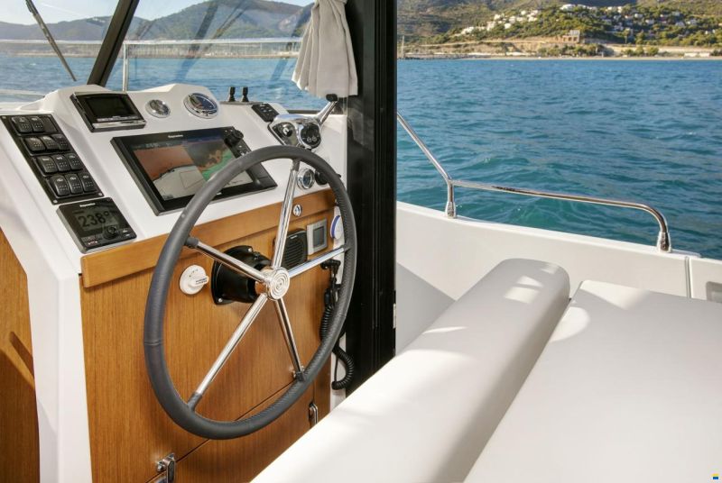 Beneteau Swift Trawler 35