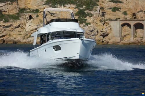 Beneteau Swift Trawler 35