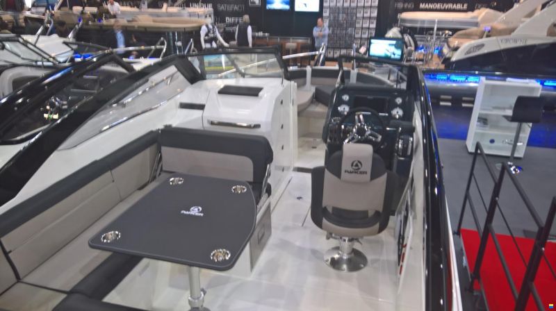 Parker 690 Bow Rider