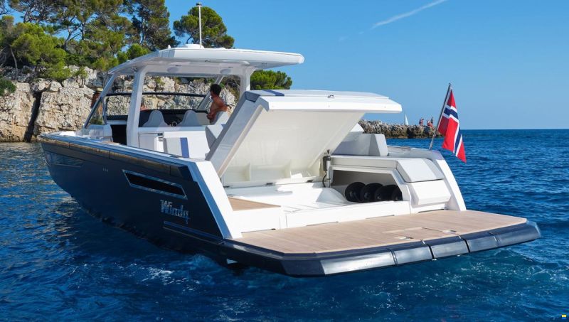 Windy SR 44 Blackhawk