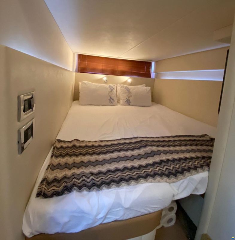 Sea Ray Sundancer 475