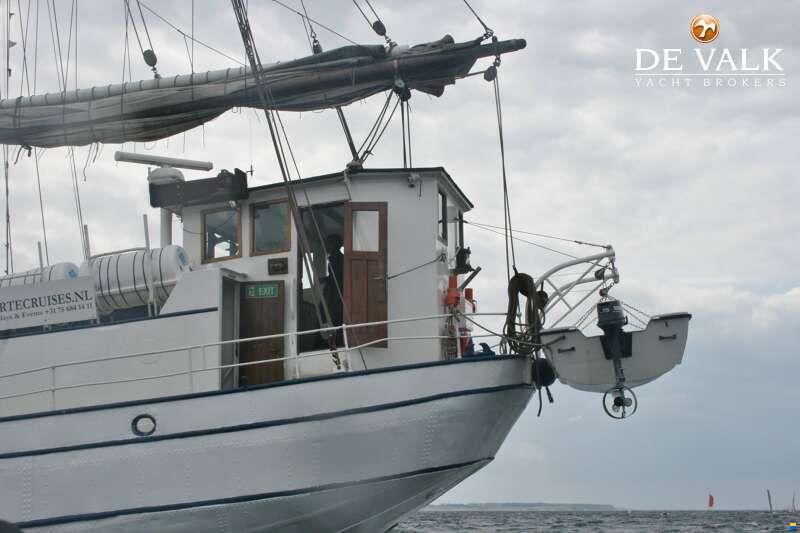 Passenger Vessel Minerva