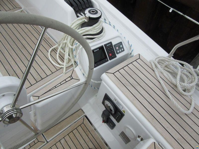 Hanse 388