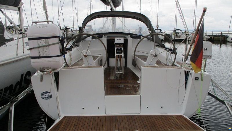 Hanse 348