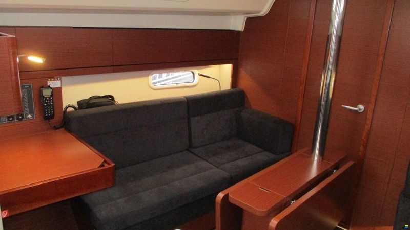 Hanse 348