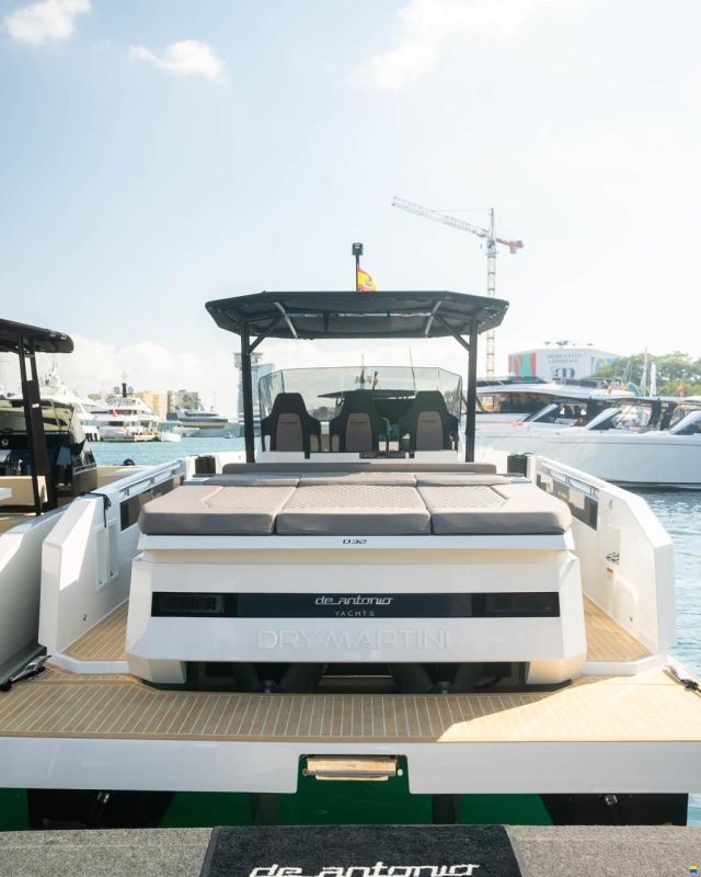 De Antonio D 32 Open