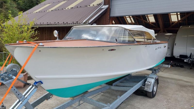 Riva Burkhardt 580 160KW