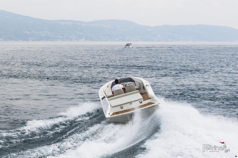Frauscher 747 Mirage Air