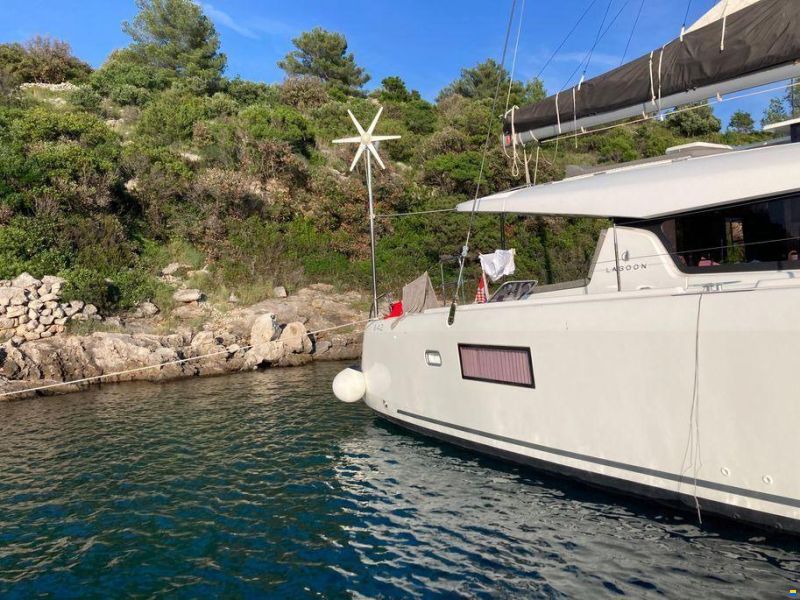 Lagoon 42
