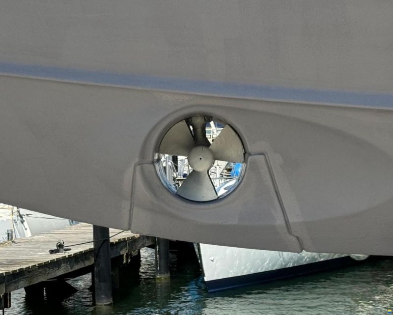 Prestige 400 Fly