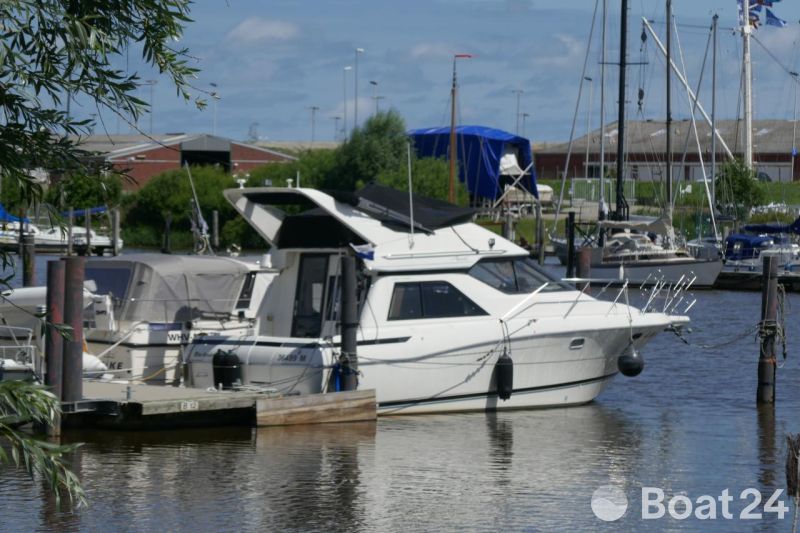 Bayliner 3258 Avanti Commandbridge
